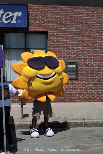 A giant sun at the SomerStreets Series' 2013 Carnaval.